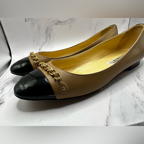 Vtg Saks Fifth Avenue Beige Taupe Black Leather Flats Size 8.5 B Made in Italy - Picture 5 of 7